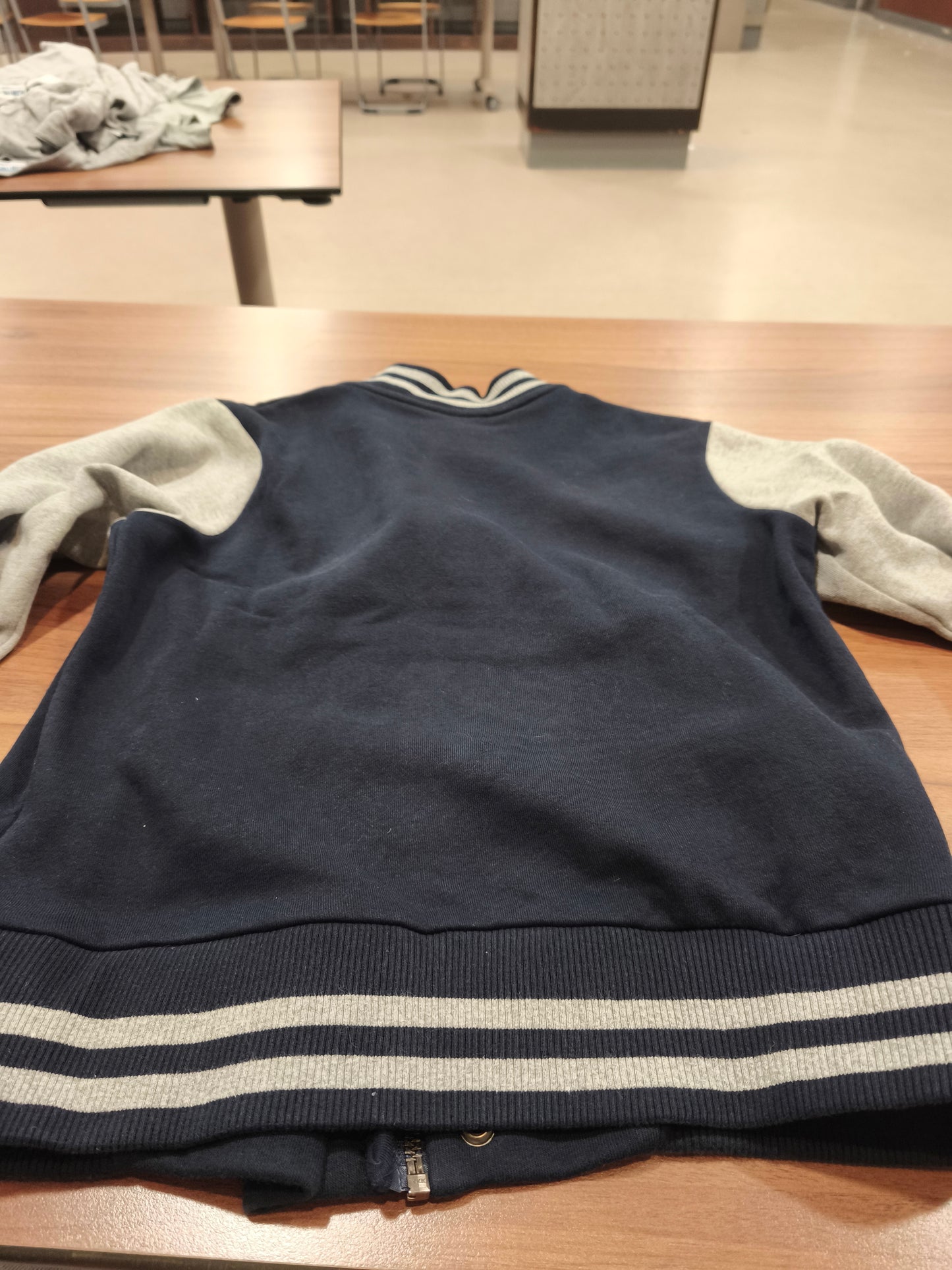 sweat à capuche Ecole Pascal