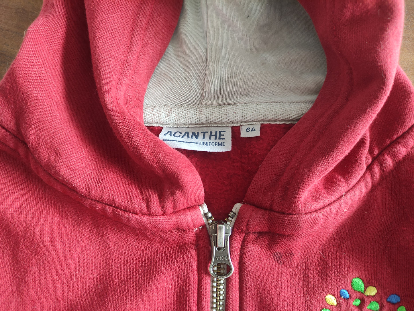 sweat à capuche rouge NDDS Strasbourg