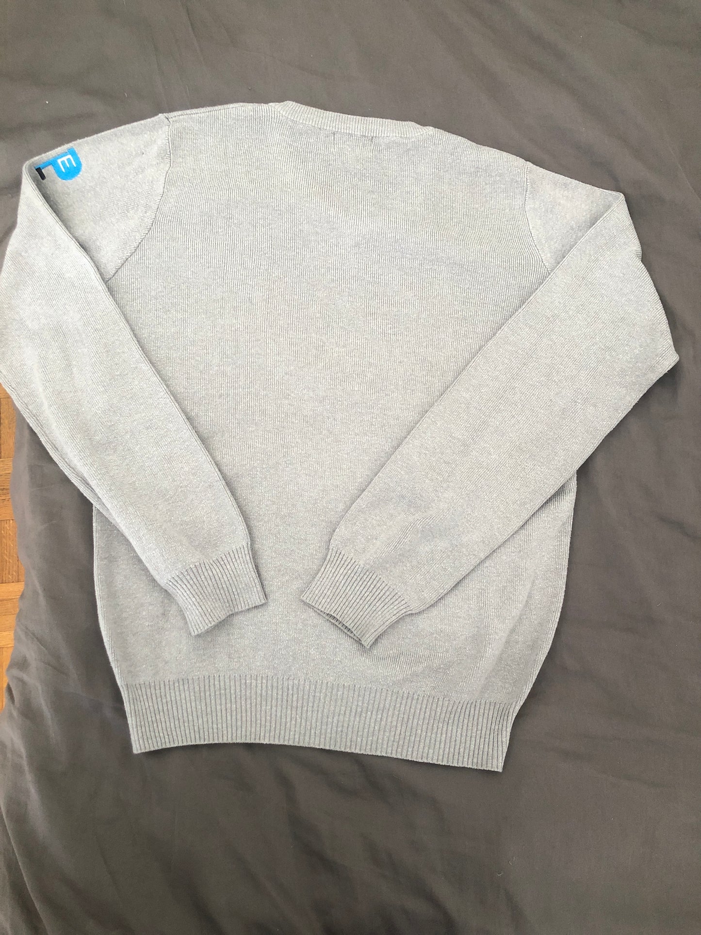 pull col V acry-coton Ecole Pascal