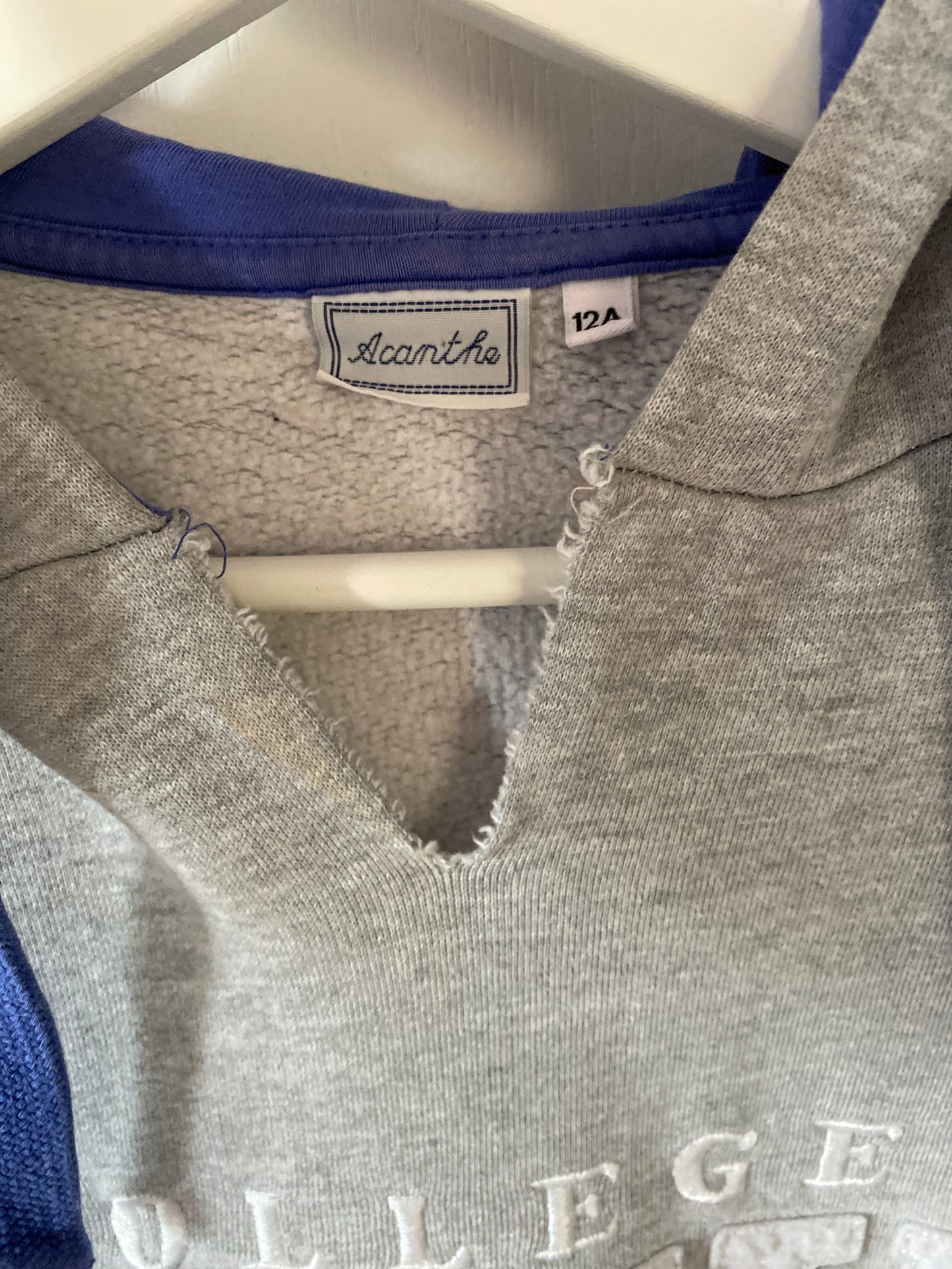 Sweat à capuche Servites