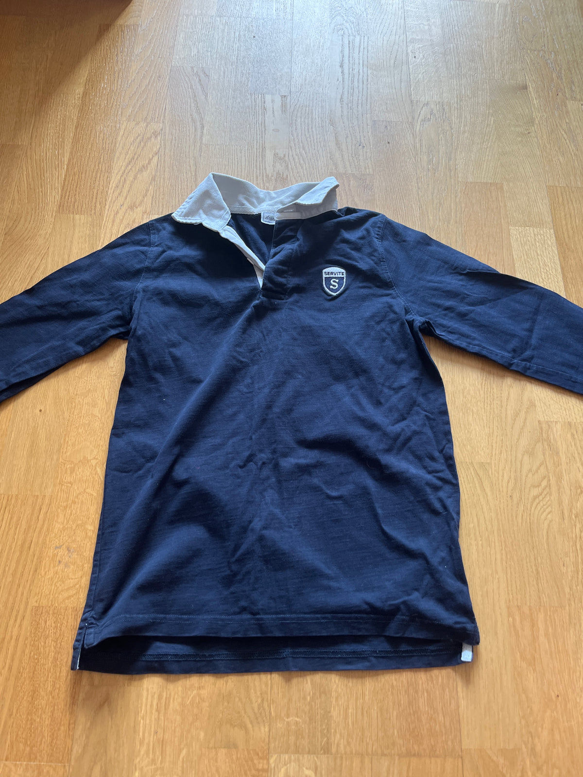 polo col popeline Servites FIN DE COLLECTION