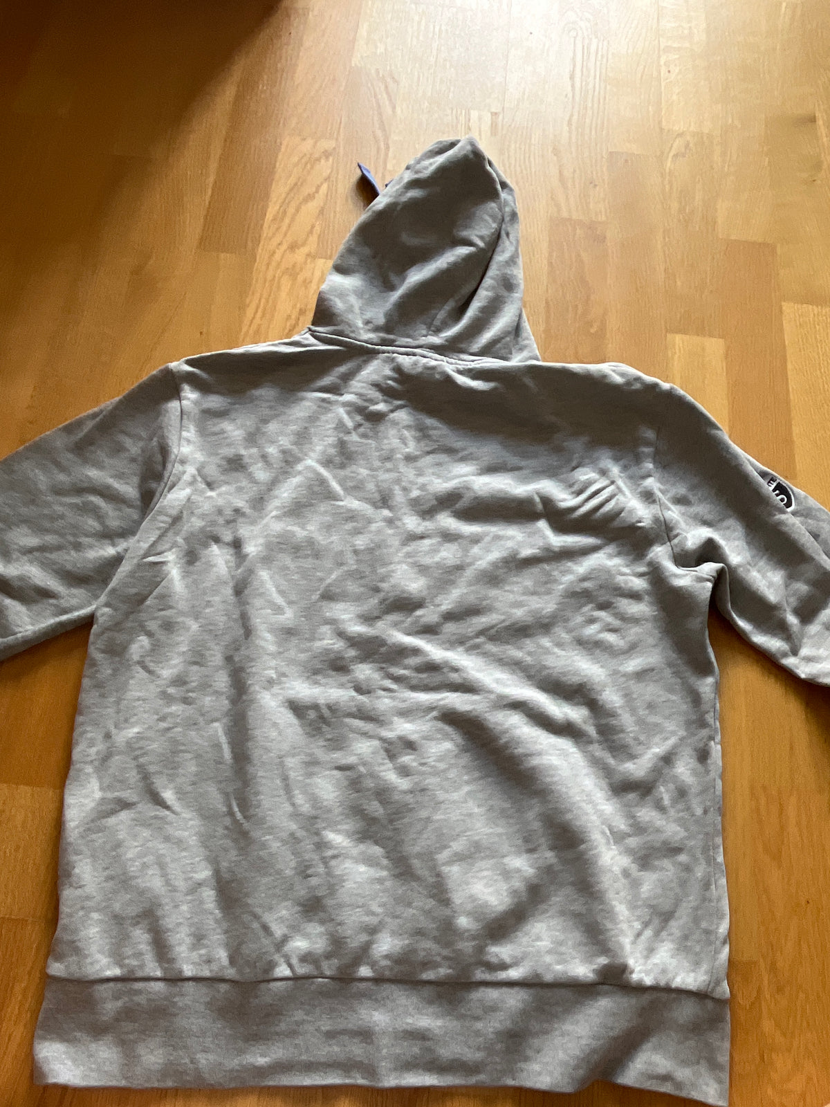 Sweat à capuche Servites