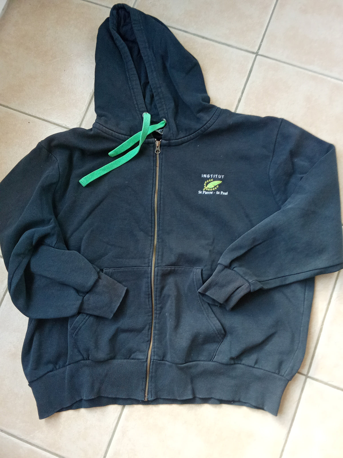 sweat zippé à capuche Institut St Pierre St Paul